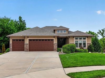 1928 NE Parks Summit Blvd, Lees Summit, MO, 64064