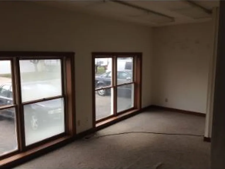 1175 Mount Vernon Rd — Photo 4