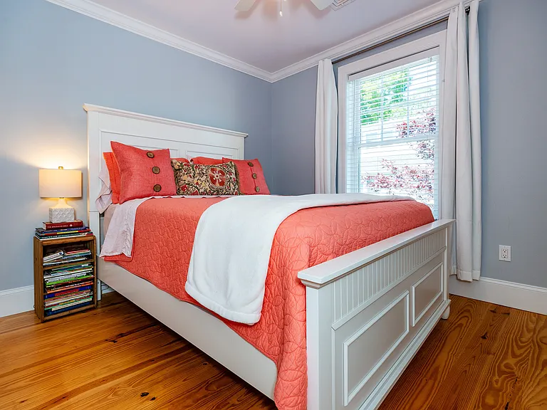 19 Eustis Ave — Photo 29
