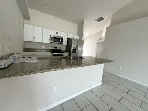 4402 Skyline Blvd #4402, Cape Coral, FL 33914