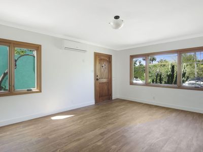 520 N Laurel Ave, Los Angeles, CA, 90048