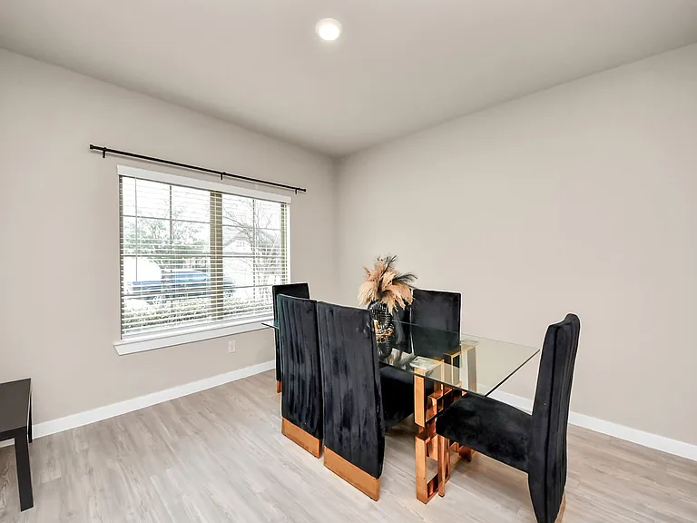 21034 Sunny Ravine Dr — Photo 8
