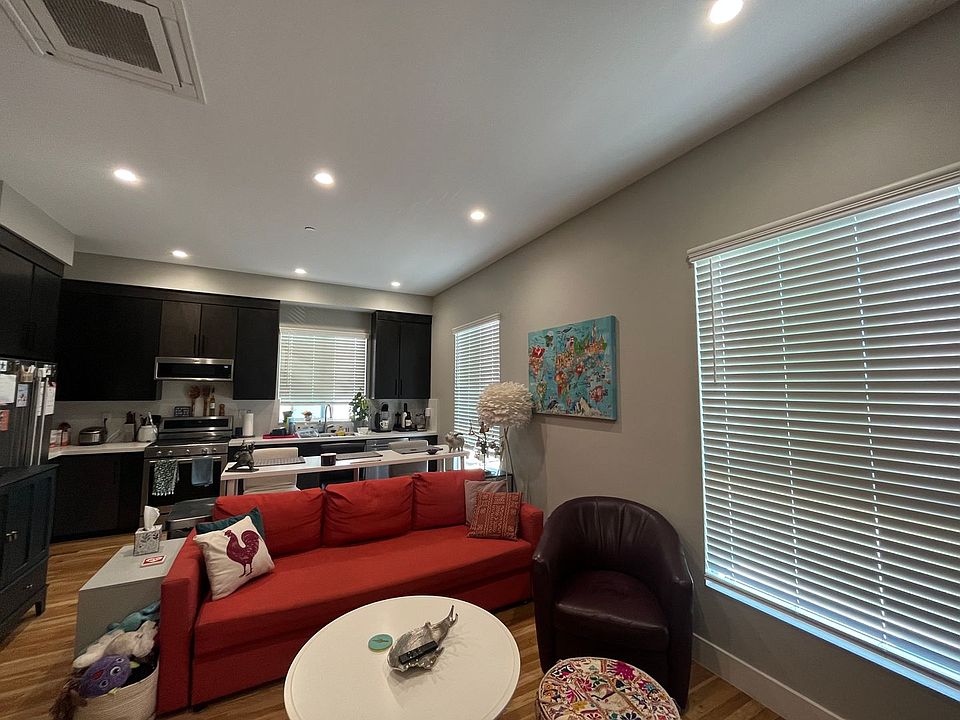 1st image of 2961 E St #1