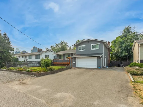 863 Hammer Ave, Kelowna, BC V1W 2B7