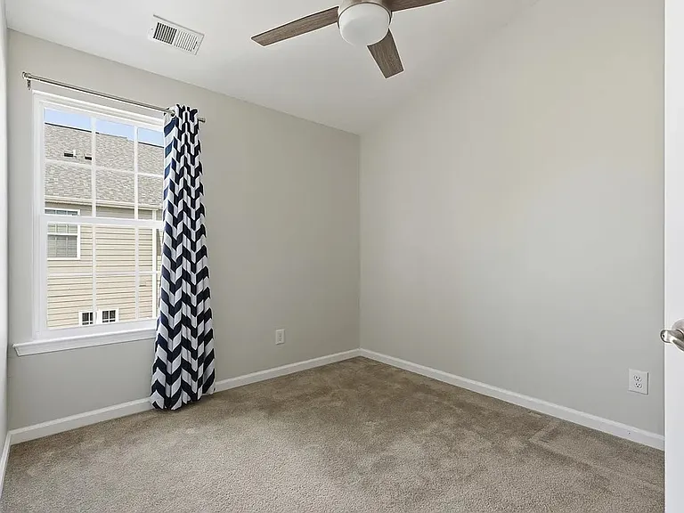 232 Geese Lndg — Photo 29