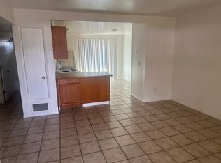 916 N Camino Seco UNIT B, Tucson, AZ 85710