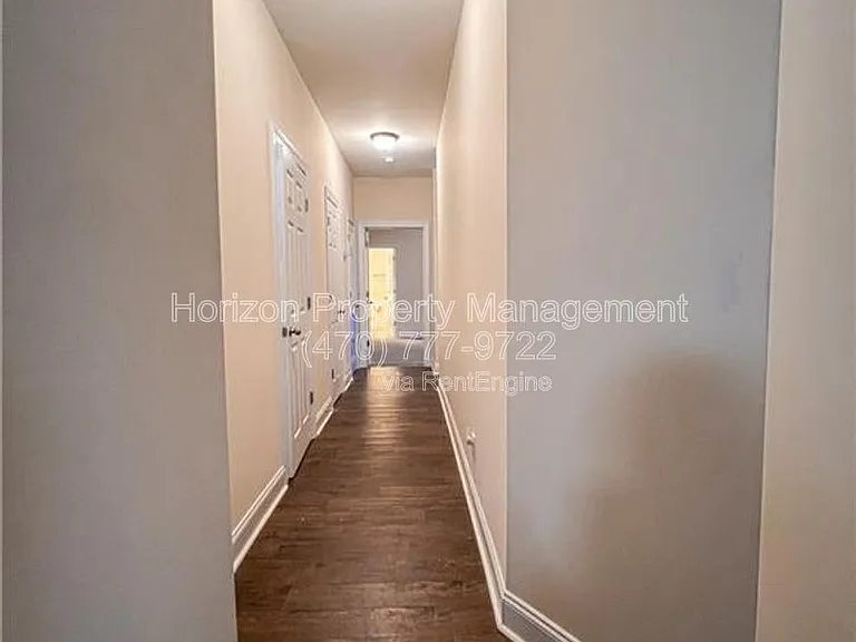 2475 Terrace Vw NW — Photo 9