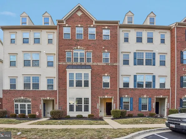 6456 Walcott Ln, Frederick, MD 21703