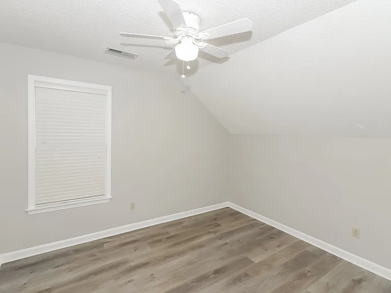 4077 Course View Dr — Photo 12