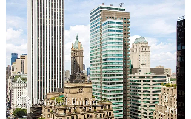 Sold by Douglas Elliman | media 19