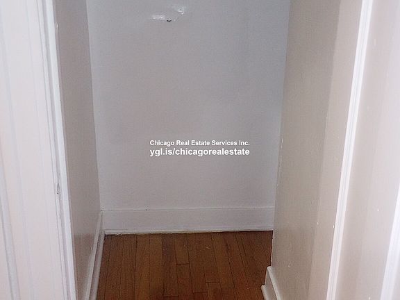 3rd image of 8506 Waukegan Rd APT 10