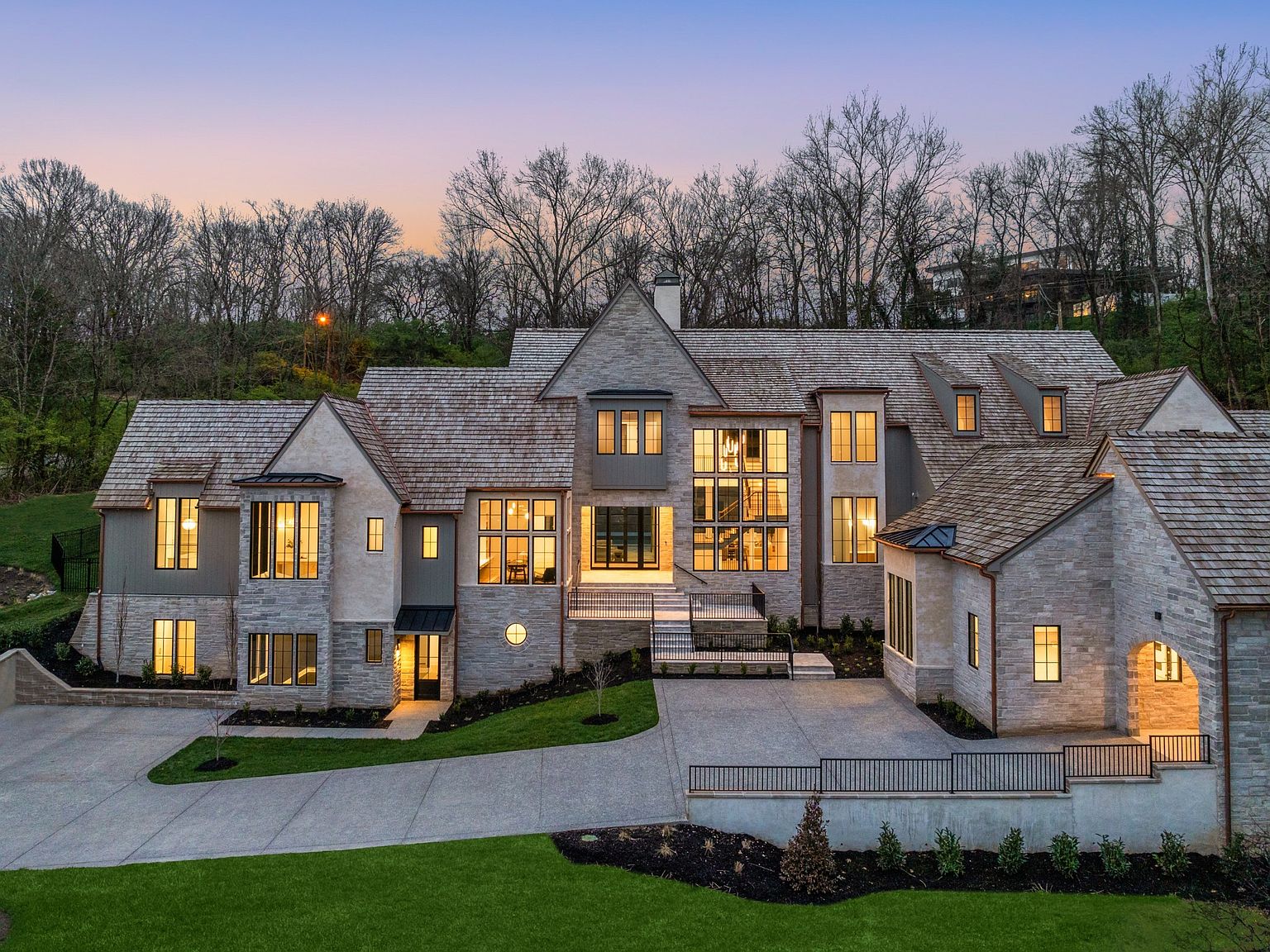 235 Robin Hill Rd, Nashville, TN 37205 | Zillow