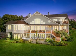 284 Atlantic Rd, Gloucester, MA 01930