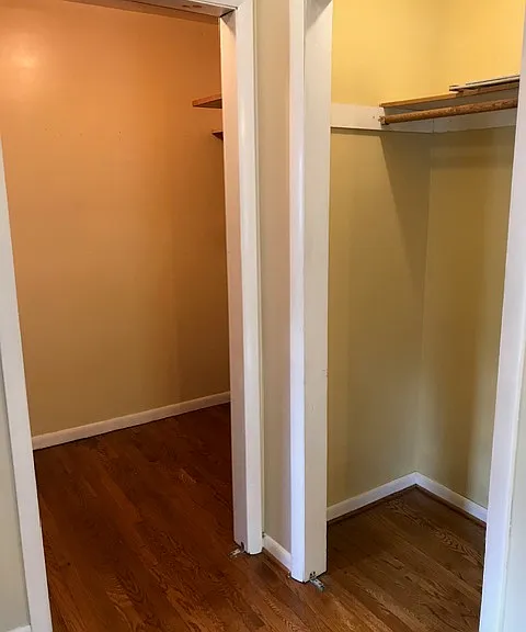 primary bedroom walk in closet