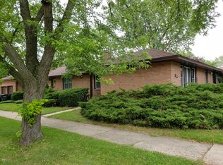 945 N Berwick Blvd, Waukegan, IL 60085