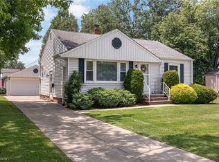 310 E 309th St, Willowick, OH 44095