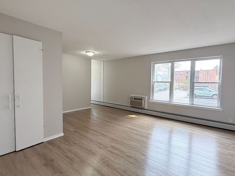 1st image of 55 Morris St APT C8