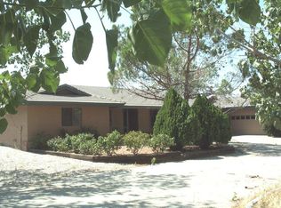 47233 3 Points Rd, Lake Hughes, CA 93532