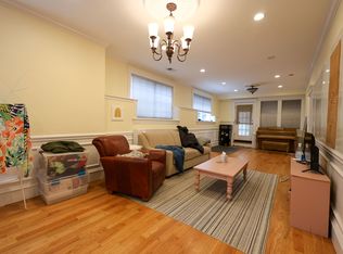 129 Nonantum St, Brighton, MA 02135