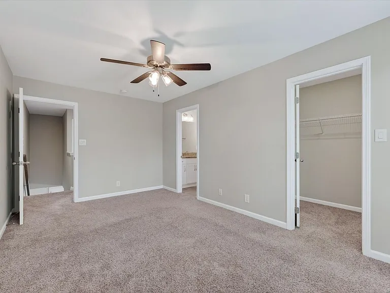 645 Stowe Ct #L — Photo 22
