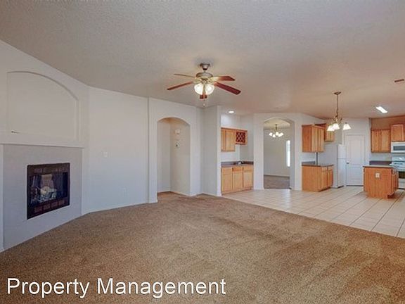 4th image of 10512 Coyote Canyon Pl NW