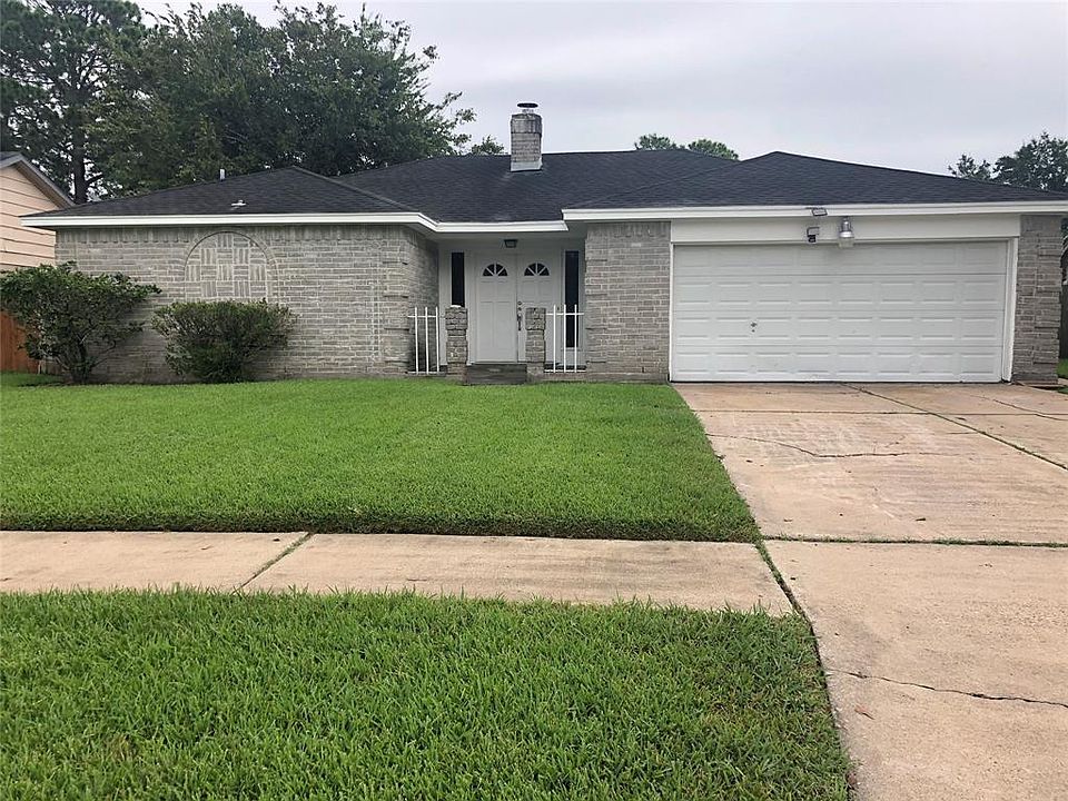 1st image of 15915 Cardono Ln