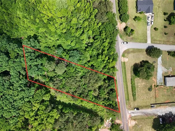 211 N Major Rd, Belton, SC 29627