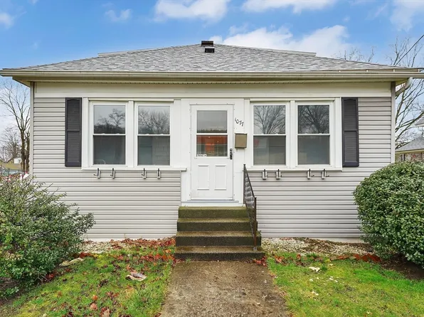 1077 Park St, Palmer, MA 01069