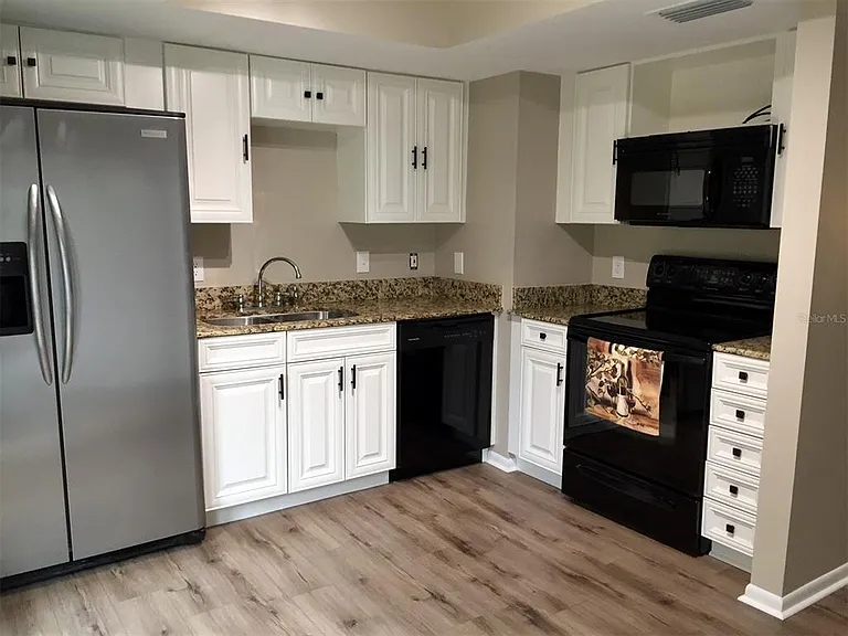 305 S Westland Ave #B — Photo 7