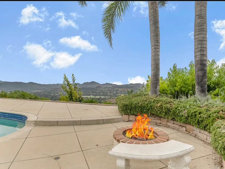 2506 Sapra St — Photo 48