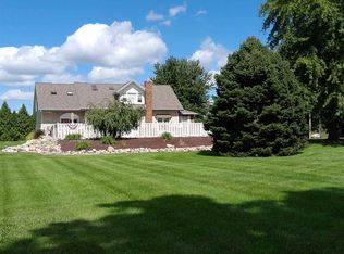 6037 N 950 E, North Webster, IN 46555