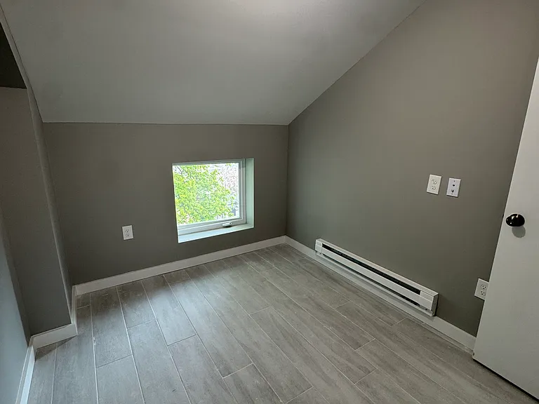 55 Lander St #2B — Photo 30