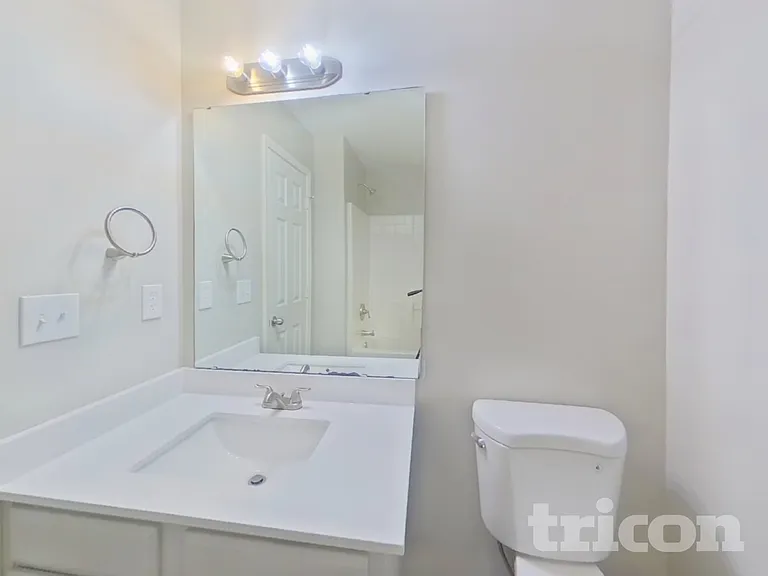 8743 Sharonbrook Dr — Photo 15