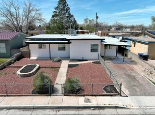 619 Dallas St NE, Albuquerque, NM 87108