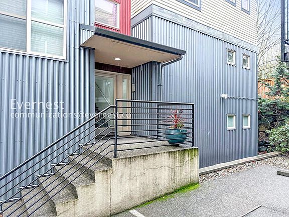 2nd image of 9520 1st Ave NE APT C301