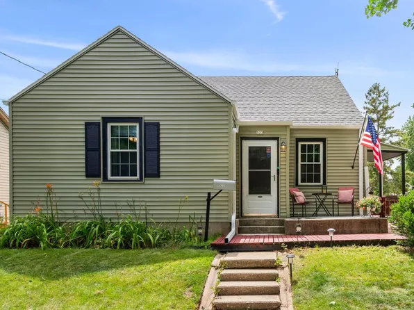 523 Maple AVENUE, Hartford, WI 53027
