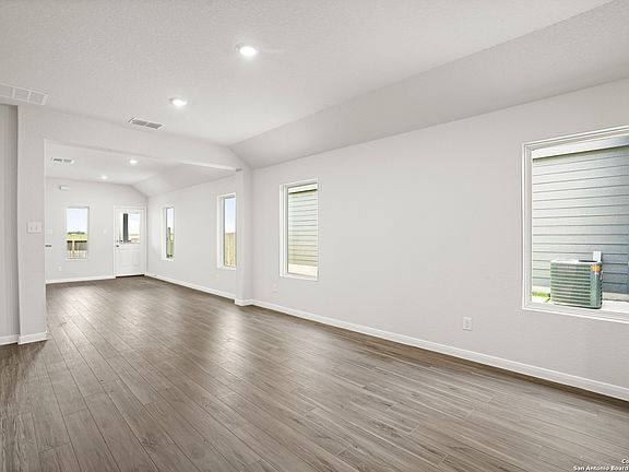 3rd image of 2055 Olivia Drive