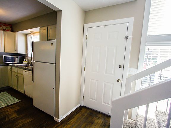 5th image of 7859 S Harvel Dr #330