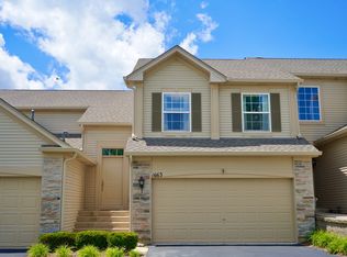 1663 Fredericksburg Ln, Aurora, IL 60503