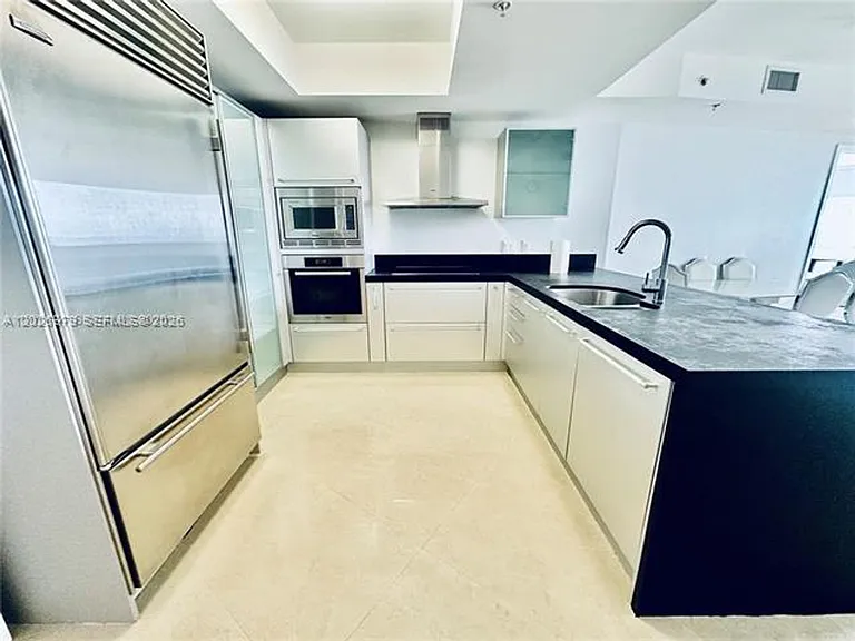 18201 Collins Ave #5307 — Photo 6