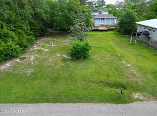 6027 Apache Dr, Kiln, MS 39556