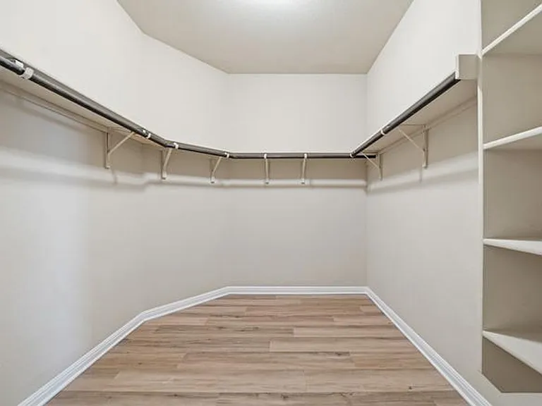 613 Longhorn Cavern Rd — Photo 21