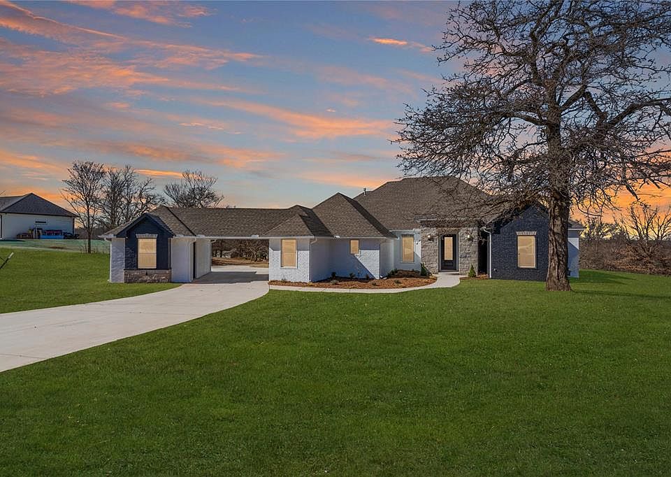 1st image of 9517 Emma Ct