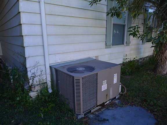 3rd image of 8775 20th St Lot 516