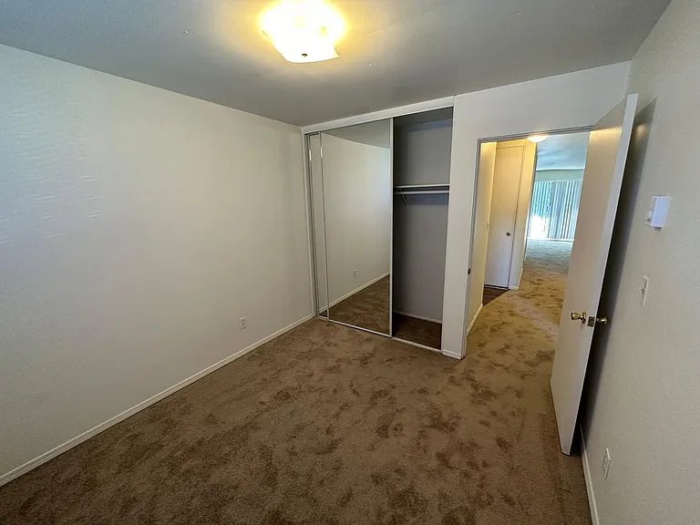 14421 8th Ave SW #209 — Photo 8