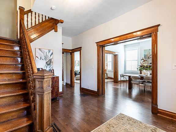 3rd image of 3550 Michigan Ave