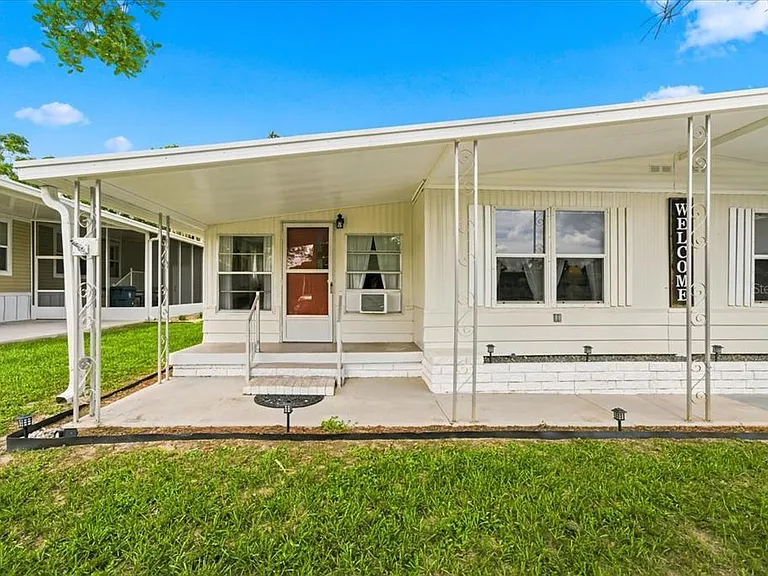 7505 Fairlane Ave — Photo 3