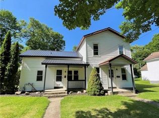 43 Union St, Gowanda, NY 14070