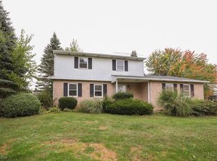 3143 Sandy Lake Rd, Ravenna, OH 44266