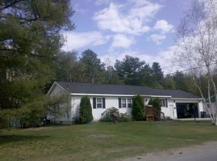 48 Pinewood Rd, Queensbury, NY 12804